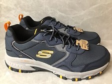 UK9. BNIB. Skechers Trail Navy