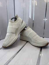 Ladies Skechers Stretch Fit