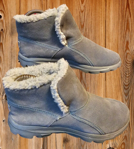 Skechers boots size 3 - skechers,